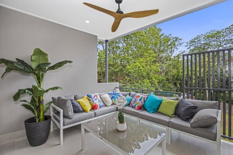 Park Avenue Luxe Townhouse Brand New Sleeps 9 - New South Wales Tourism  1