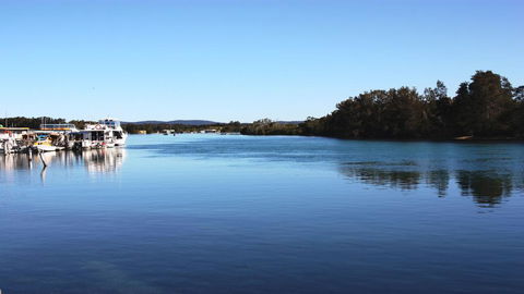 Parkside Marina 1 - CBD Location - New South Wales Tourism  1