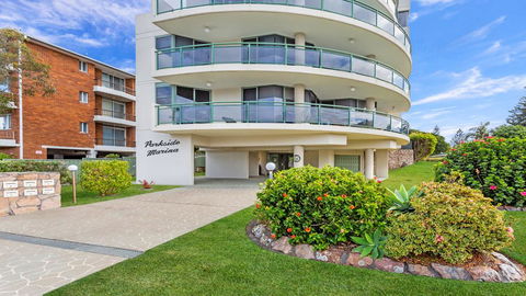 Parkside Marina 1 - CBD Location - New South Wales Tourism  0