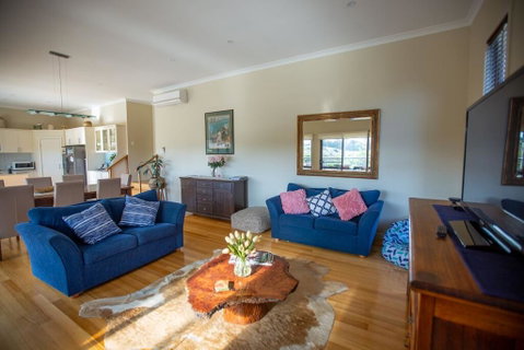 Paula's Place 8 Ti Tree Close Robe - New South Wales Tourism  0