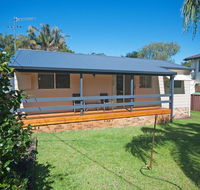 Pelican Palms - New South Wales Tourism 