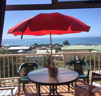 Penguin Seaside Homestay - New South Wales Tourism 