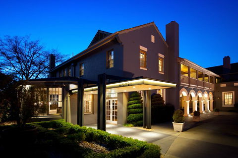 Peppers Mineral Springs Hotel - New South Wales Tourism  0