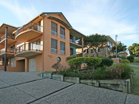 Phoenix Terrace -townhouse Yamba - New South Wales Tourism  3