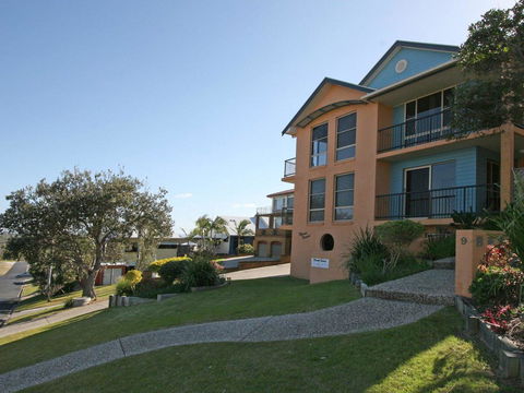 Phoenix Terrace -townhouse Yamba - New South Wales Tourism  2