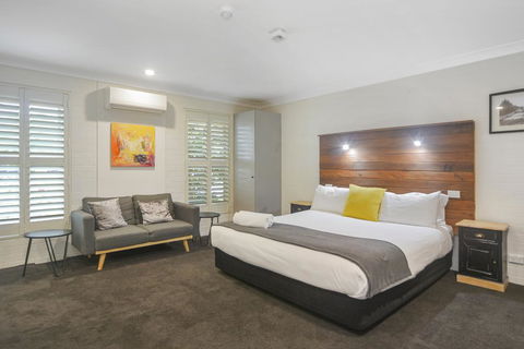 Pleasant Way River Lodge - New South Wales Tourism  0