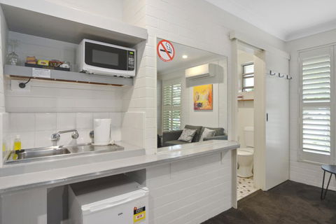 Pleasant Way River Lodge - New South Wales Tourism  1