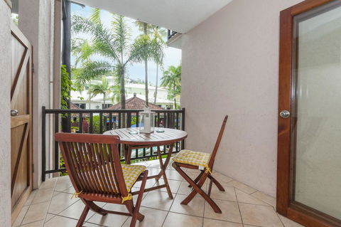 Poolside Studio - New South Wales Tourism  1