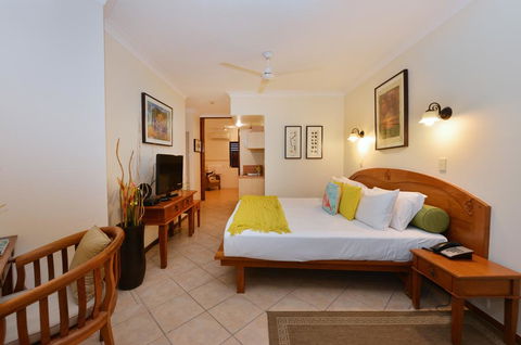 Poolside Studio - New South Wales Tourism  2