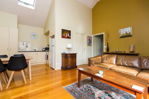 Port Boutique Accommodation - New South Wales Tourism  0