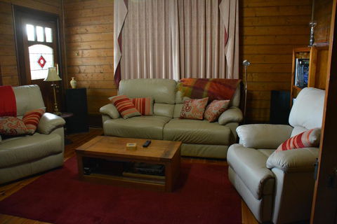 Portarlington Vicarage - New South Wales Tourism  3