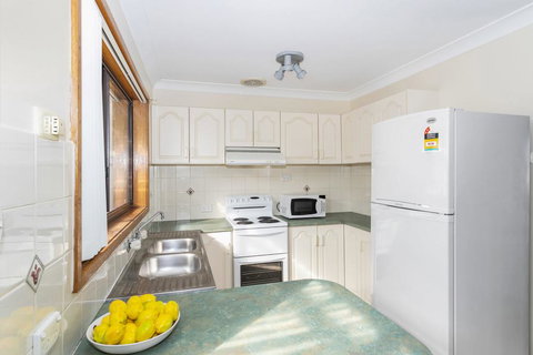 Powell 1A - New South Wales Tourism  2