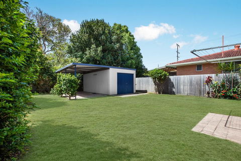 Prime Location Just 500m From Beach - New South Wales Tourism  1