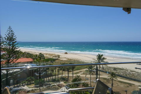 Princess Palm On The Beach - New South Wales Tourism  0