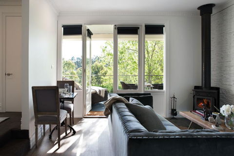 Provence Spa Villa 2 - New South Wales Tourism  1