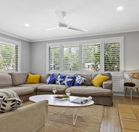 Pure Salt - beach house with pool 300m to beach