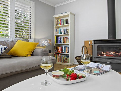 Pure Salt - Beach House With Pool, 300m To Beach - New South Wales Tourism  1