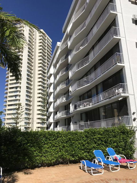 Queensleigh Holiday Apartments - New South Wales Tourism  3