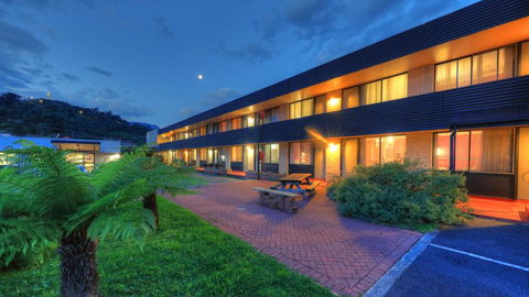 Queenstown Motor Lodge - New South Wales Tourism  1