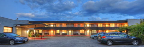 Queenstown Motor Lodge - New South Wales Tourism  0