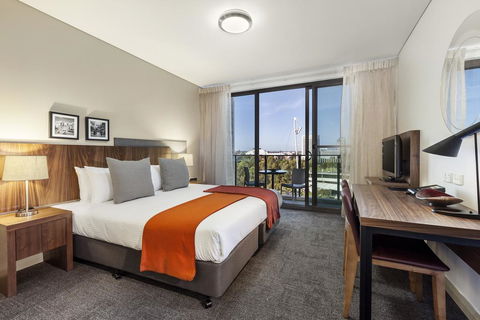 Quest At Sydney Olympic Park - New South Wales Tourism  1