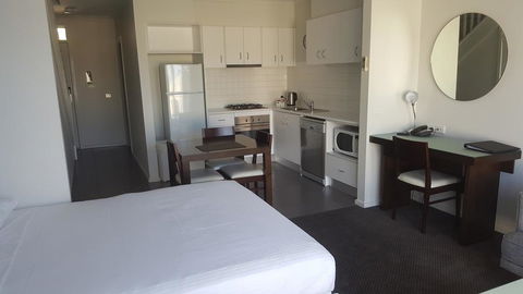 Quest Sanctuary Lakes - New South Wales Tourism  3