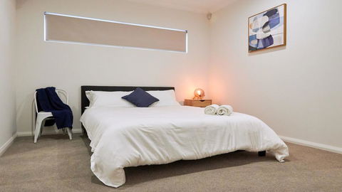 Quiet Large Balcony Living - New South Wales Tourism  2