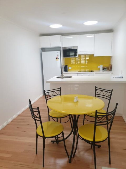 Race Course Apartments - New South Wales Tourism  3