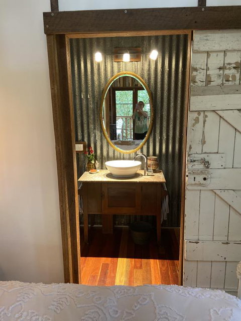 Rain Forest Gem - New South Wales Tourism  1