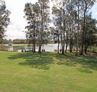 Ray of Sunshine - Waterfront Reserve - New South Wales Tourism 