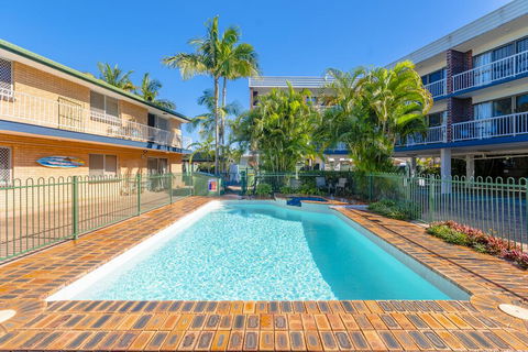 Red Star Hotel Palm Beach - New South Wales Tourism  0