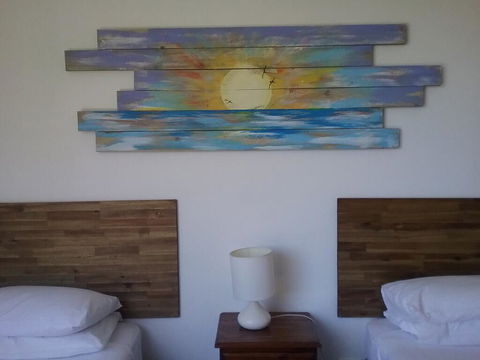 Red Star Hotel Palm Beach - New South Wales Tourism  1