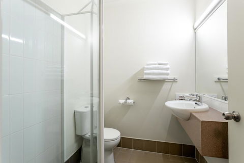 Redcliffe Motor Inn - New South Wales Tourism  2