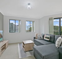 REDFERN 3 BEDROOM APARTMENT FREE PARKING WALK TO CENTRAL STATION NRE187 - New South Wales Tourism 