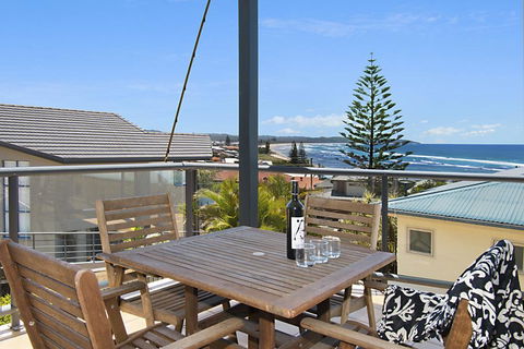 Reef - Located At Lennox Head - New South Wales Tourism  1