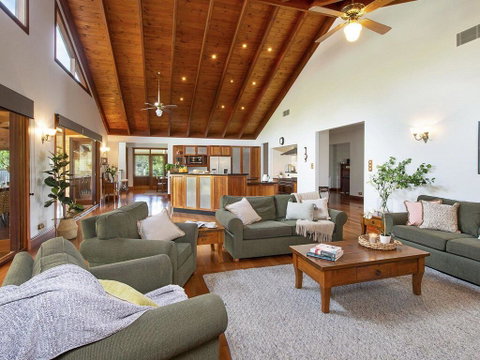 Reign Manor - Large Group Accommodation - New South Wales Tourism  1