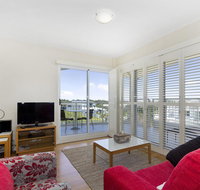 RESORT ON THE BEACH 6310 - TOP FLOOR - New South Wales Tourism 