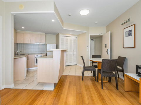 RESORT ON THE BEACH 7225 Dual Room - New South Wales Tourism  1