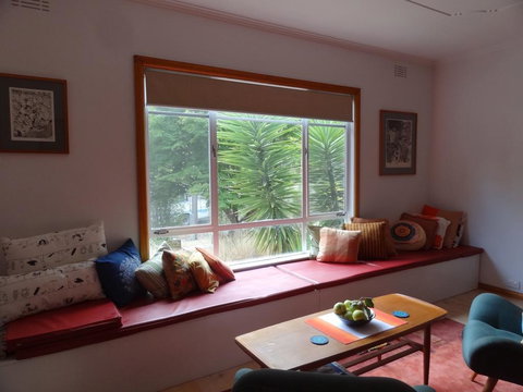 Retro Retreat - New South Wales Tourism  1