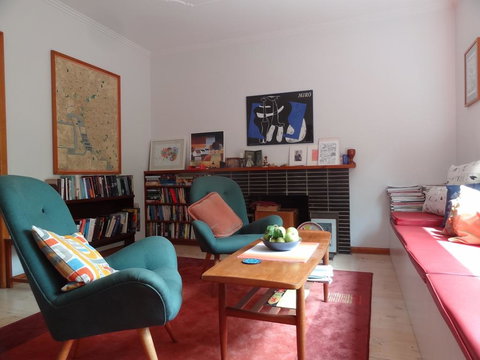 Retro Retreat - New South Wales Tourism  0