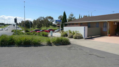 Rippleside Park Motor Inn - New South Wales Tourism  0