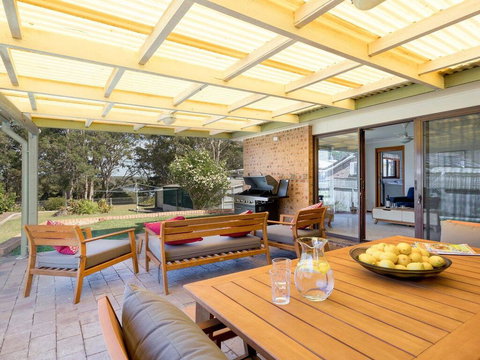 Rita Mae's On The River - Relax And Recharge - New South Wales Tourism  0