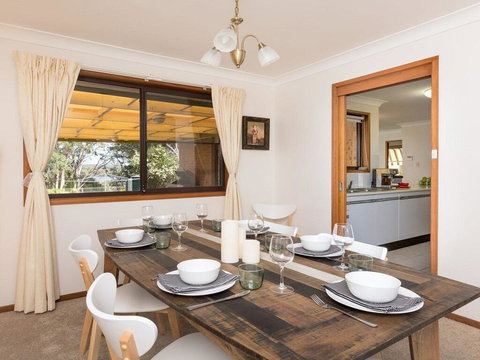 Rita Mae's On The River - Relax And Recharge - New South Wales Tourism  1