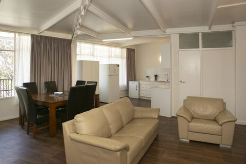 Rivers Apartments Motel Sale Gippsland - New South Wales Tourism  3