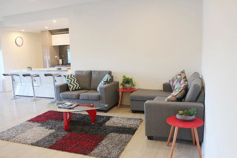 Riverside Apartment Next To Sydney Olympic Park - New South Wales Tourism  2