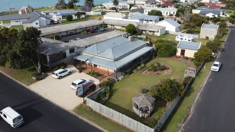 Robe House B&B - New South Wales Tourism  2
