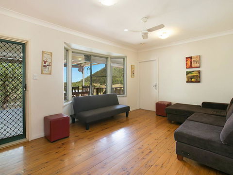 Rosa House In Broke, 4br House In Walking Distance To Cellar Doors - New South Wales Tourism  3
