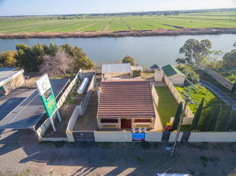 Rosebank Cottage Tailem Bend - New South Wales Tourism  1