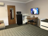 Roydons Motor Inn