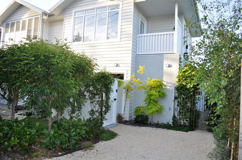 Sailaway Beach House - New South Wales Tourism  1